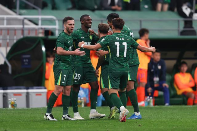 华体在线登录官网-6比1！国安提前过节 塞蒂恩希望能够延续精气神